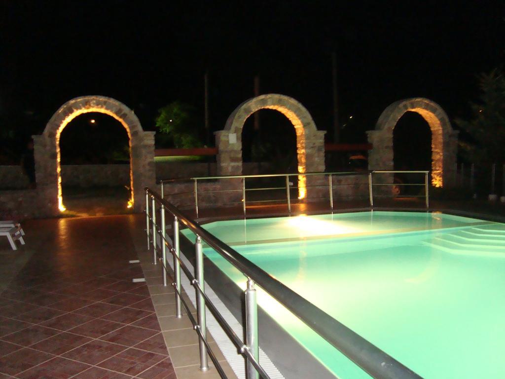 Kourtis Apartamento Paramythía Exterior foto